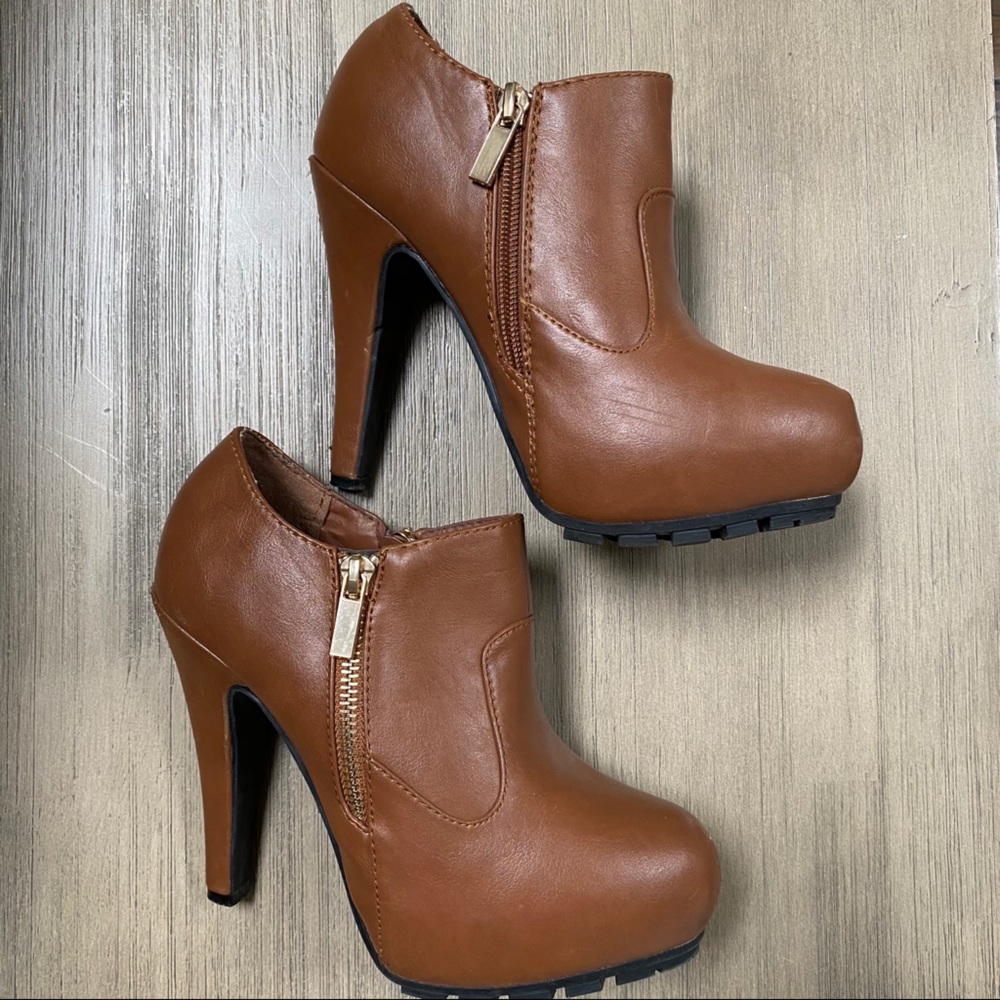 Dollhouse Ankle Booties